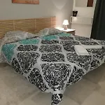 Guest house Center & 2*