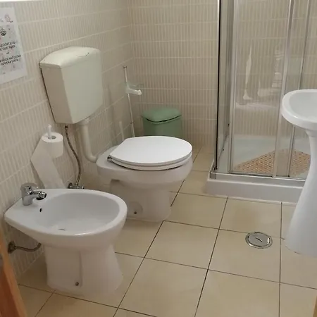 Center & ゲストハウス