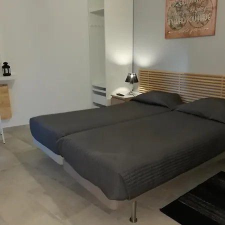 Center &