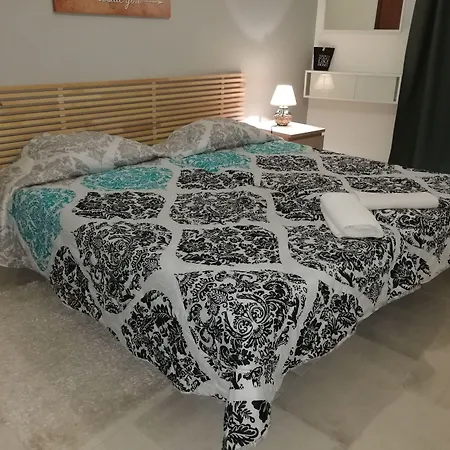 招待所 拉各斯市中心旅馆