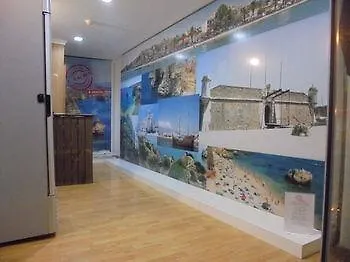 拉各斯市中心旅馆 2* 拉哥斯